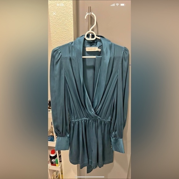 Zimmermann Evening 100% silk romper
Playsuit Jumpsuit Wrap V Neck
Women's Sz 0 - Picture 3 of 3